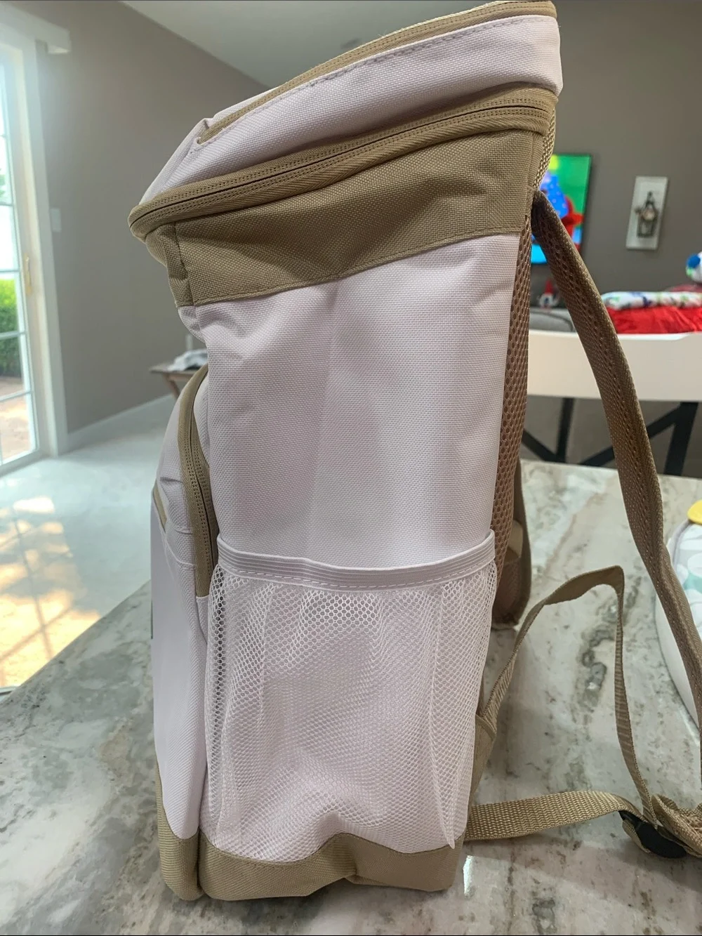 NWOT! NEVER USED! Tommy Bahama White and Tan Backpack Cooler